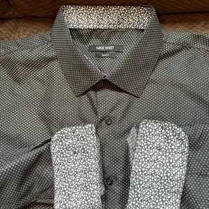Nine West Slim Fit Long Sleeve Shirt XL 17-17 1/2 34/35 Flip Cuffs